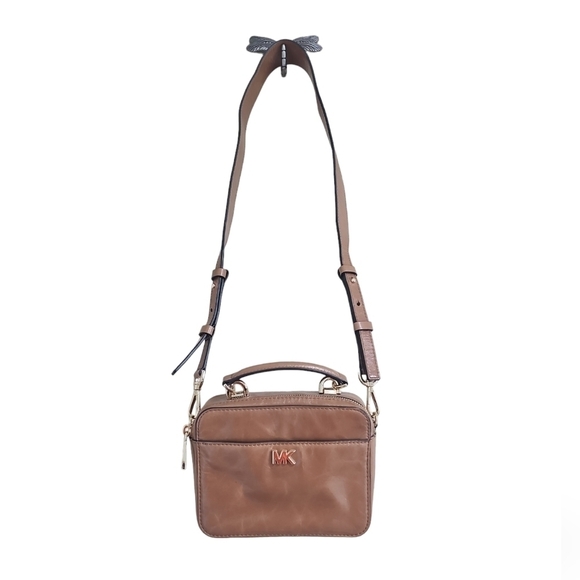 MICHAEL KORS MOTT MINI CRINKLED CALF LEATHER CROSSBODY - Picture 2 of 10